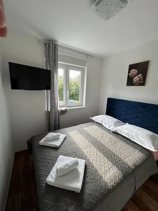 Apartment Adrian Kaštela