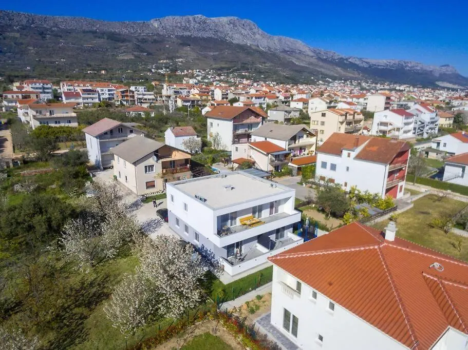 Apartment Adrian Kaštela كرواتيا
